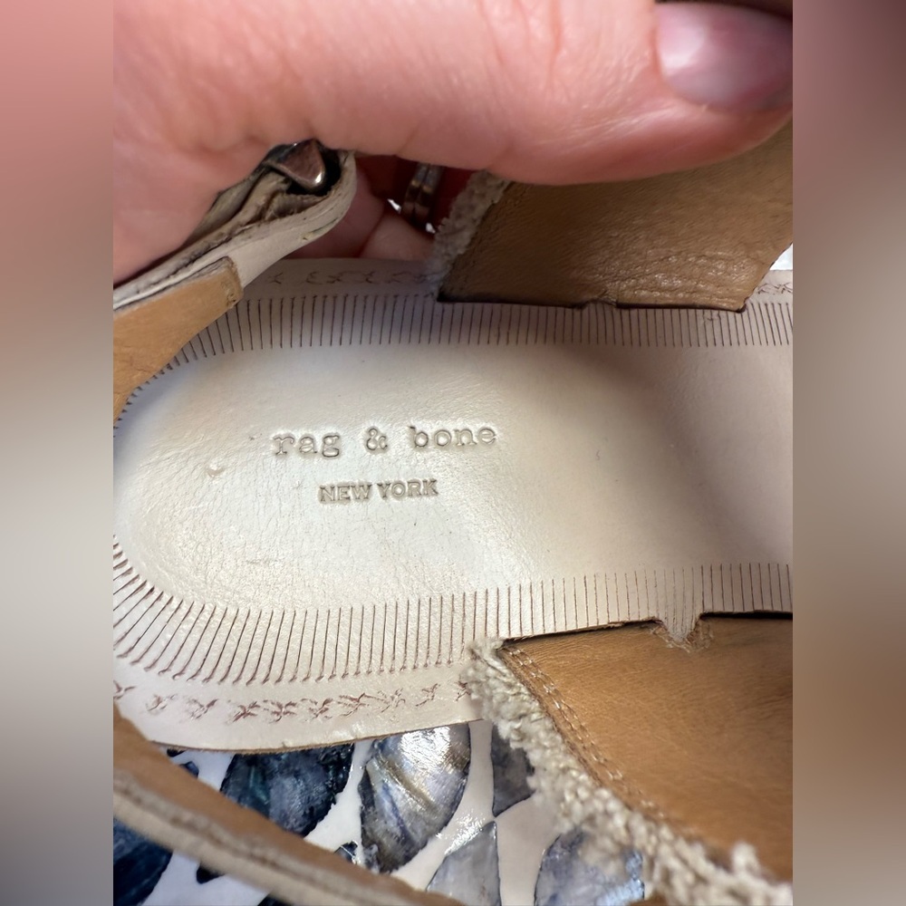 Rag & Bone Cream Sandals with T-Strap Design size 7.5 - Picture 10 of 13